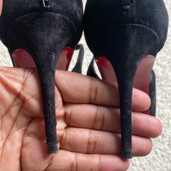 *Auth* Christian Louboutin Pump - Picture 6 of 8
